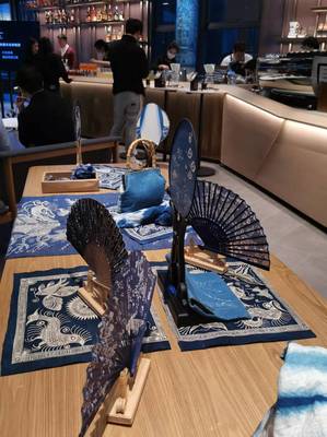 星耀莞城 东莞星巴克文化体验店的舞台艺术造型策划