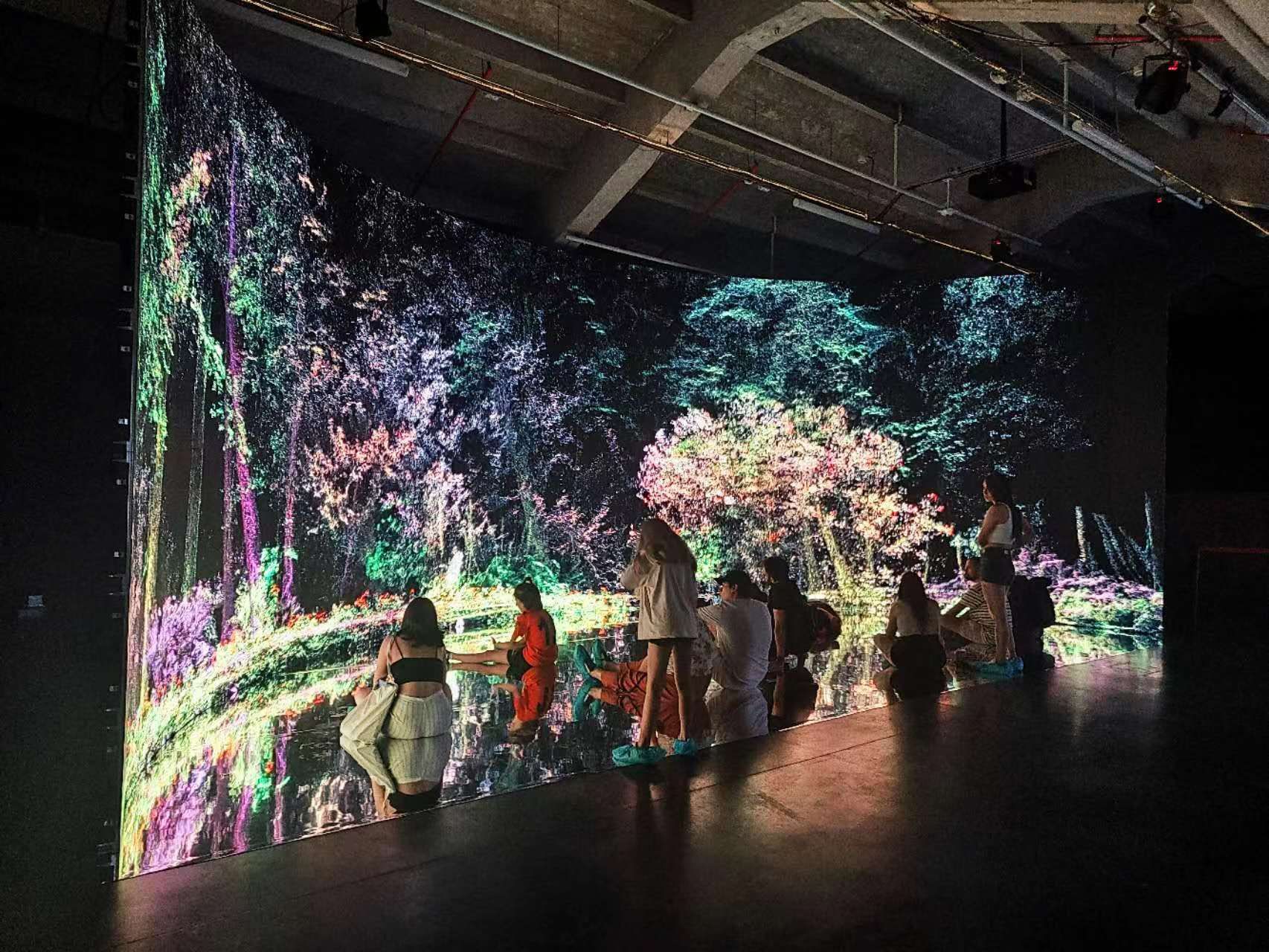 数字东方，惊艳马德里 深圳原创数字艺术展点亮“城市之夏”