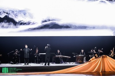 中东欧青年艺术周启幕 舞台艺术造型策划中的东西人文交融